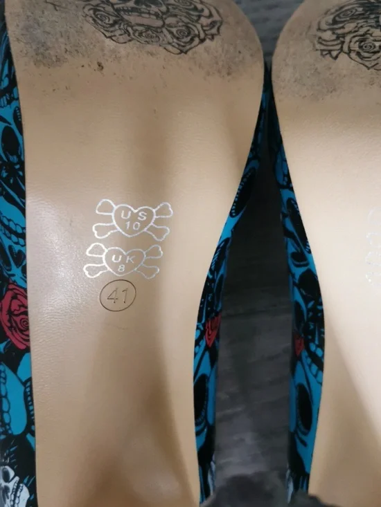 Iron Fist Vintage Y2K Muerte Punk Skull Rose Print High Heel Pumps. Size 10. - Picture 12 of 14